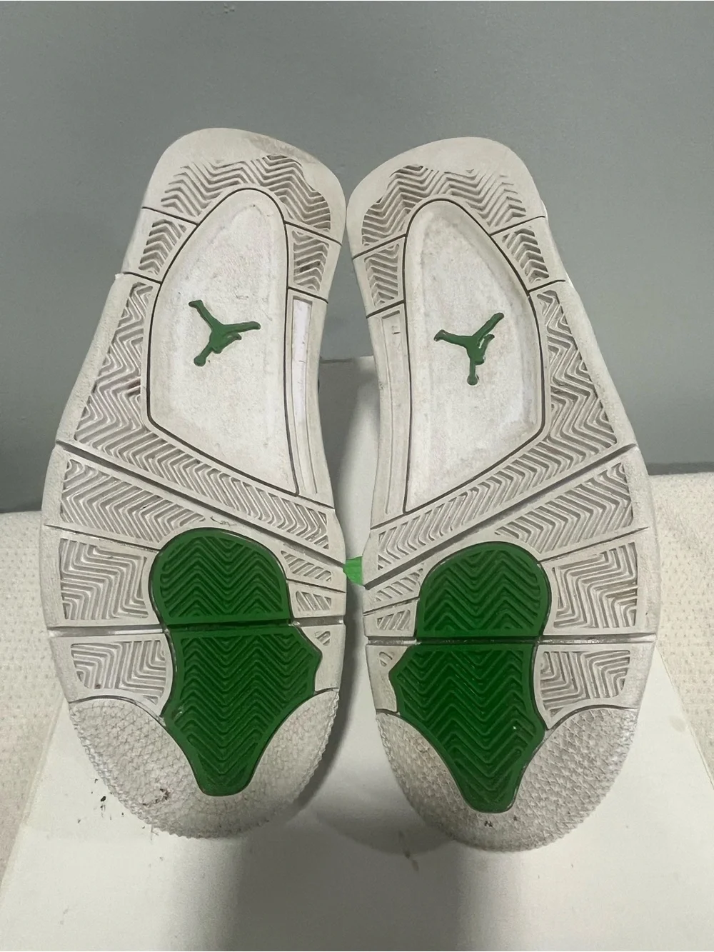 Nike White and Green Air Jordan 4 Retro Metallic Green